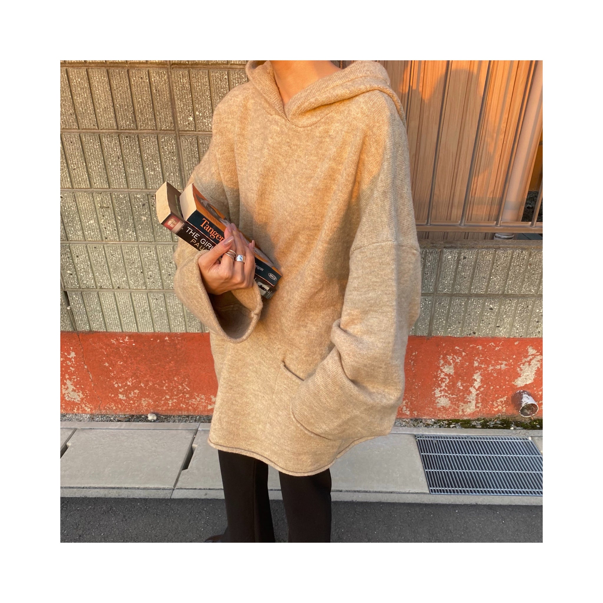 hood overknit