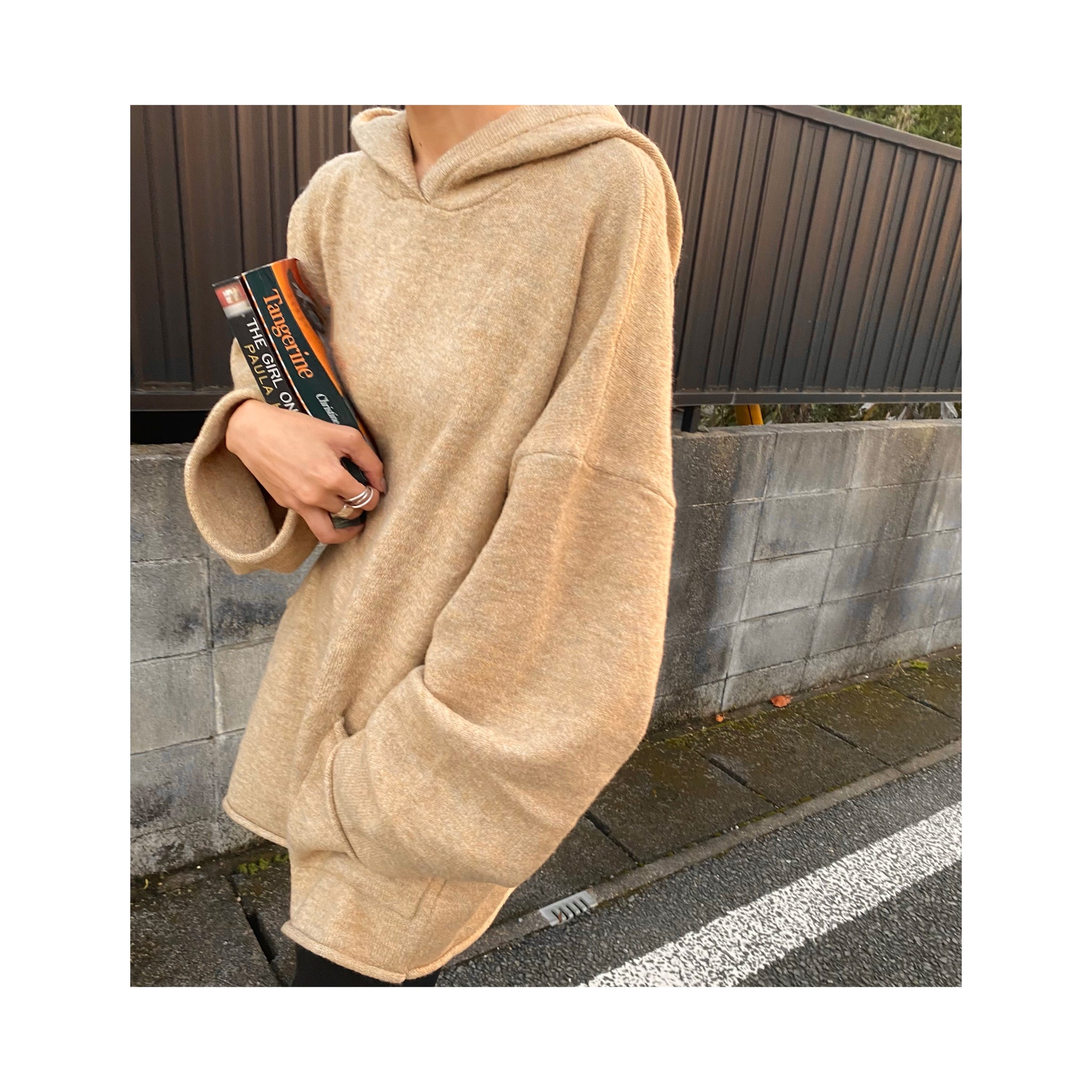 hood overknit