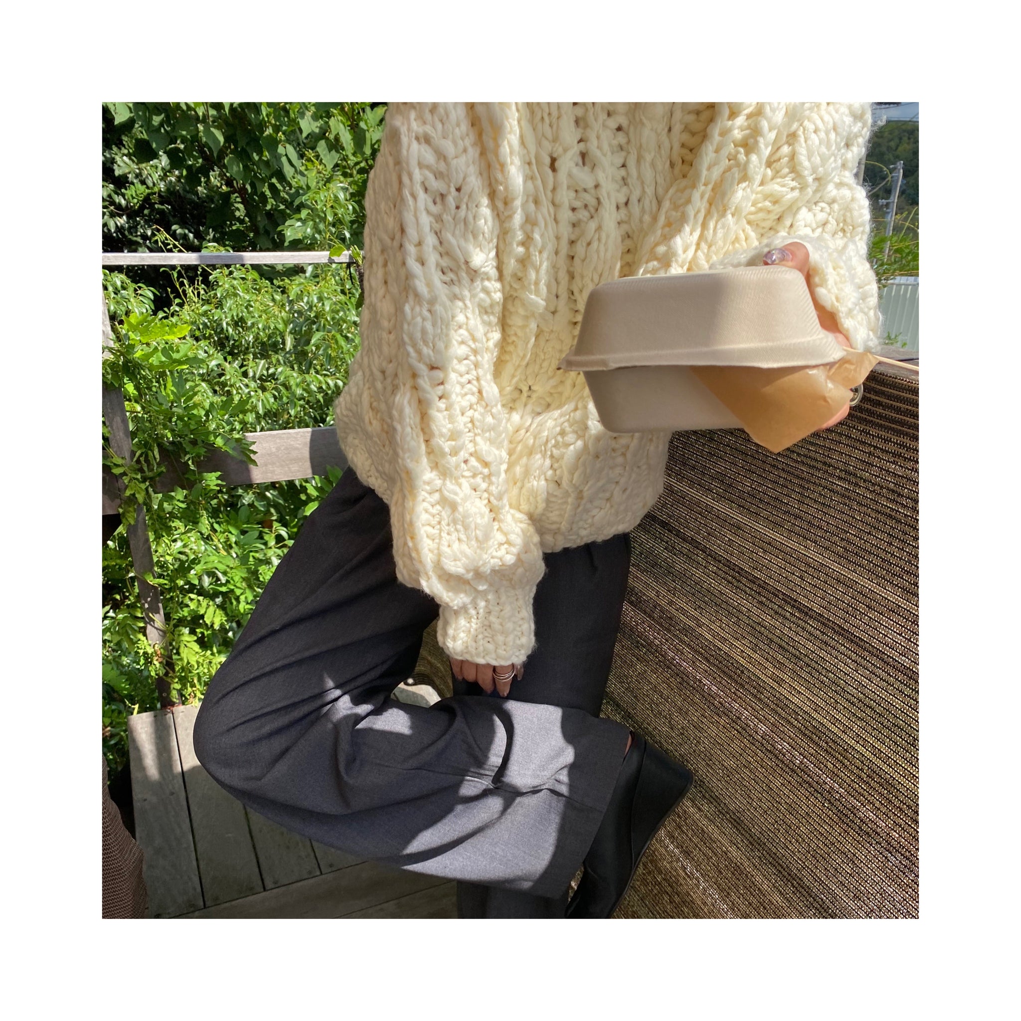 volume handmade cardigan