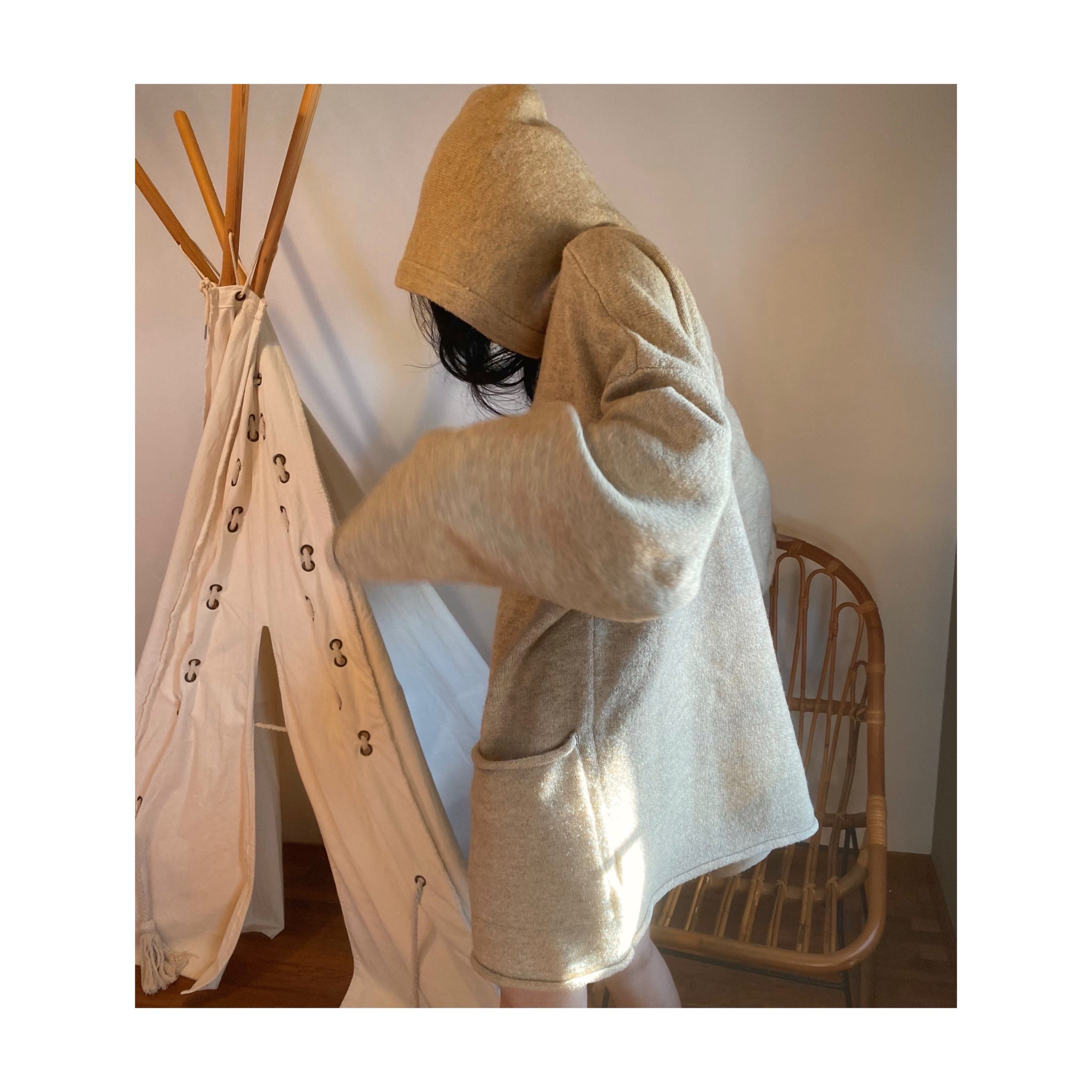 hood overknit