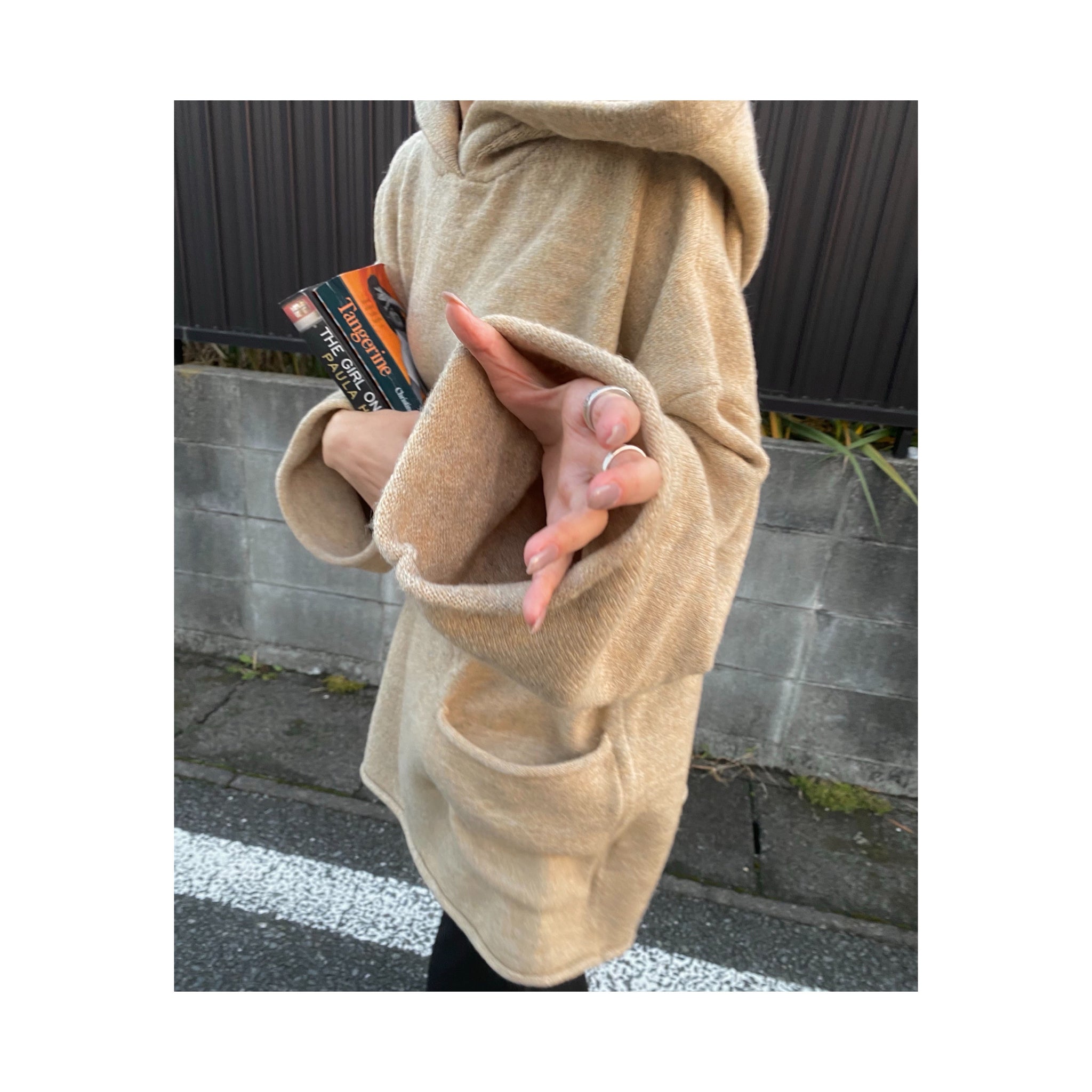 hood overknit
