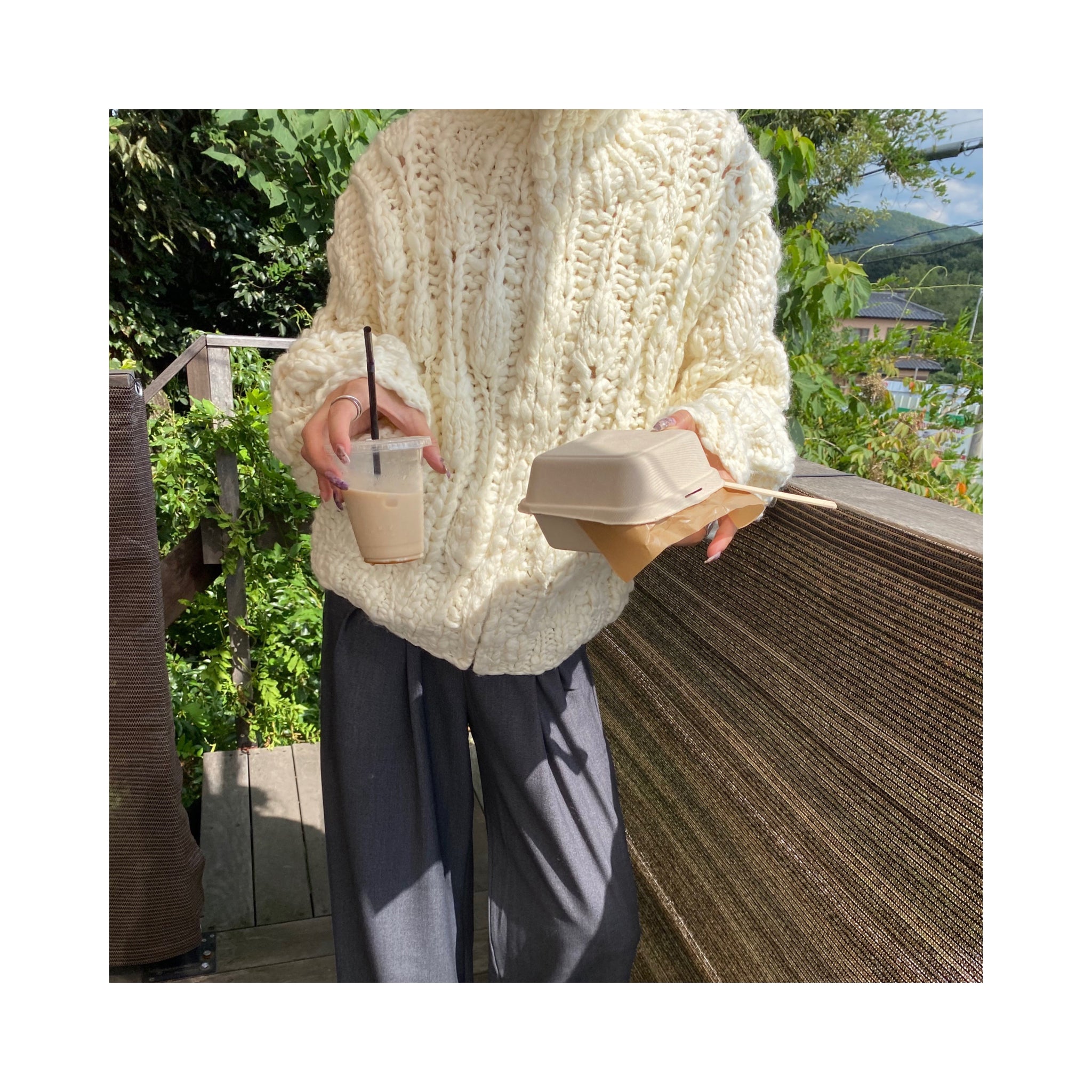 volume handmade cardigan