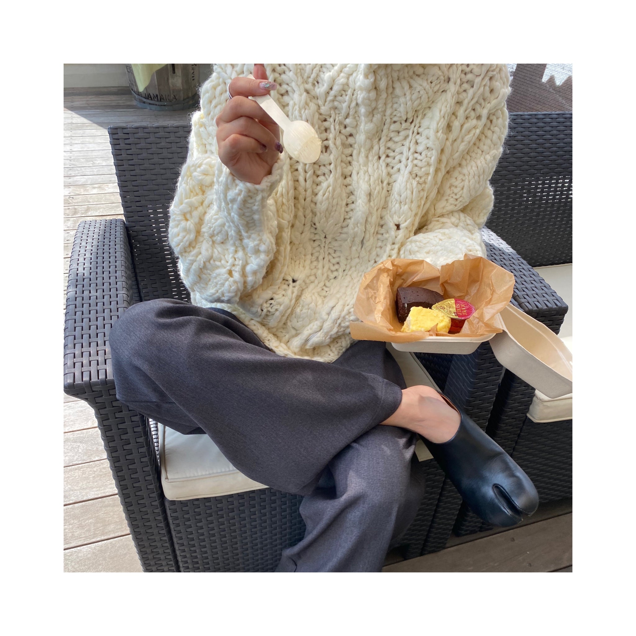 volume handmade cardigan