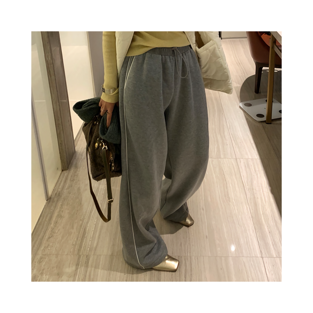 line sweatpants