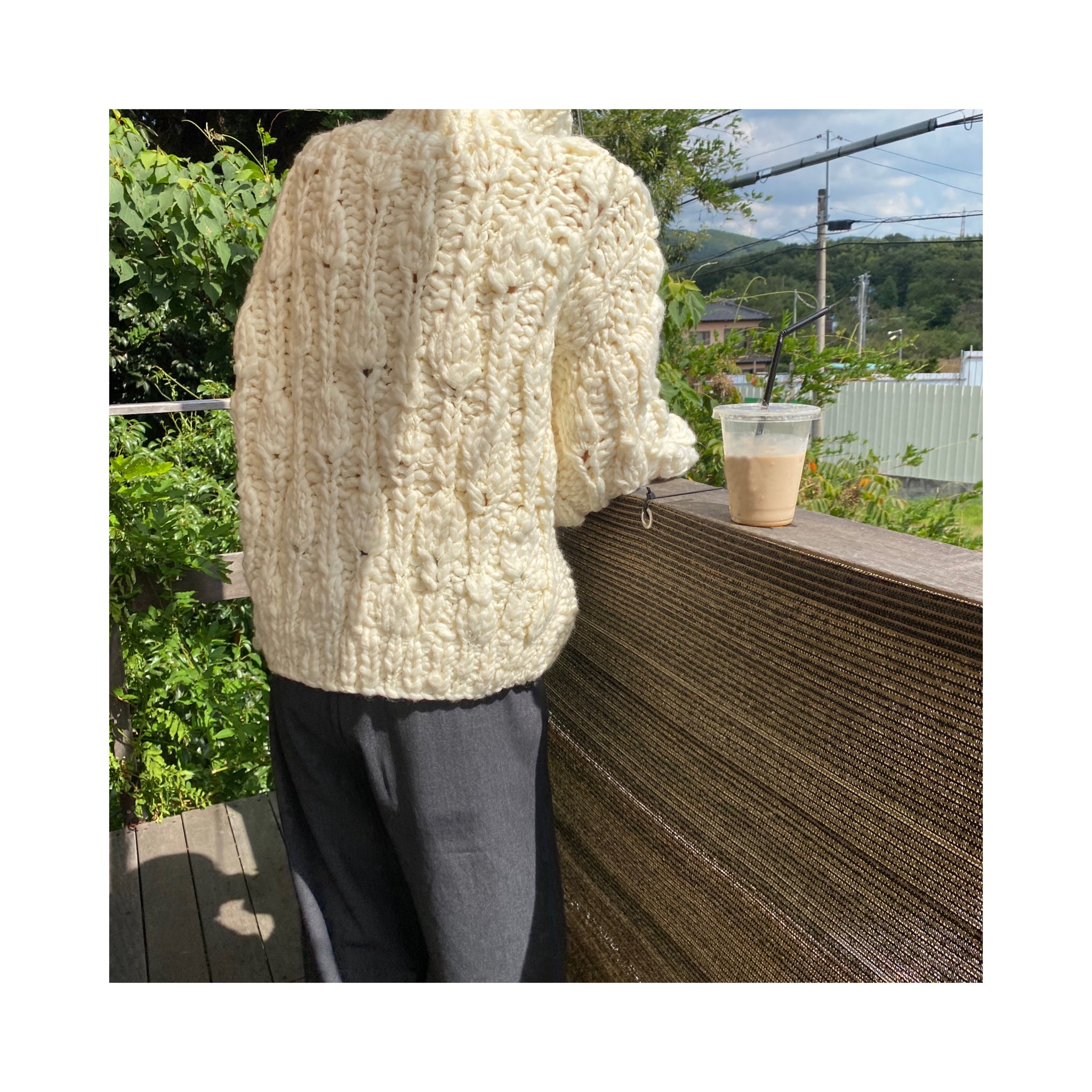 volume handmade cardigan