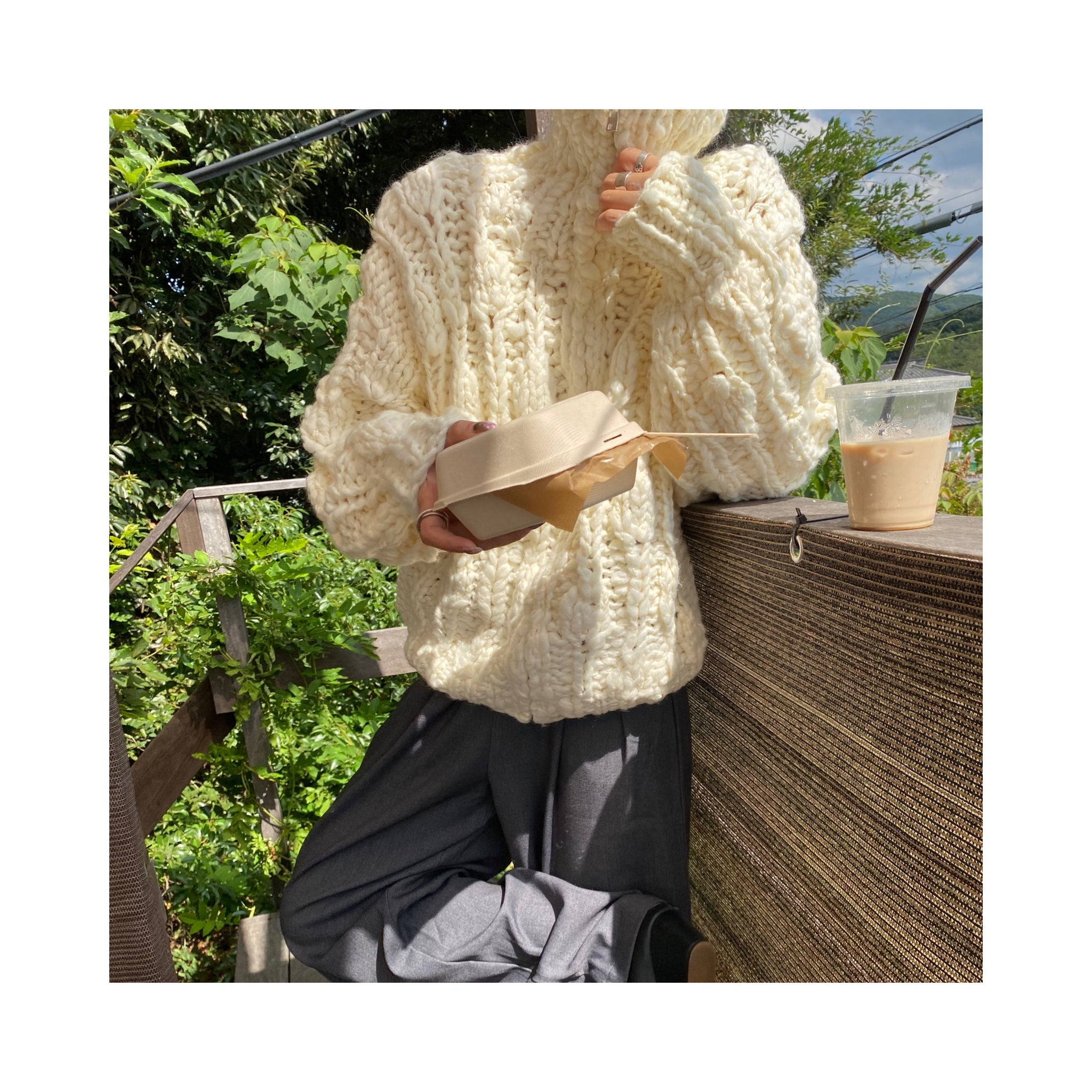 volume handmade cardigan