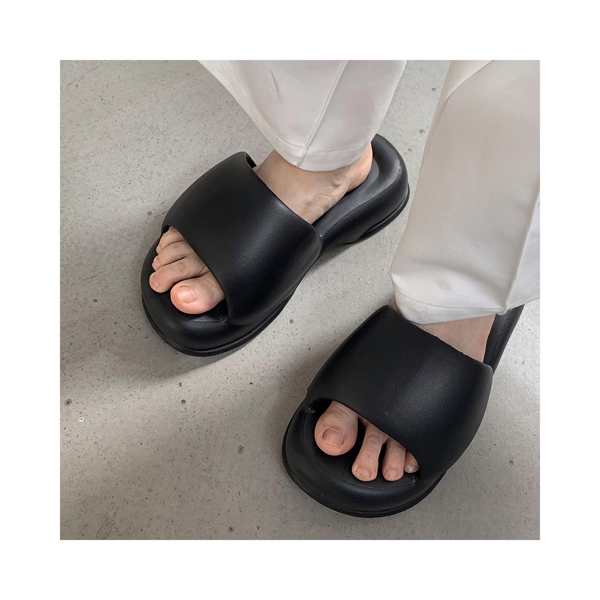 .Volume Sandal