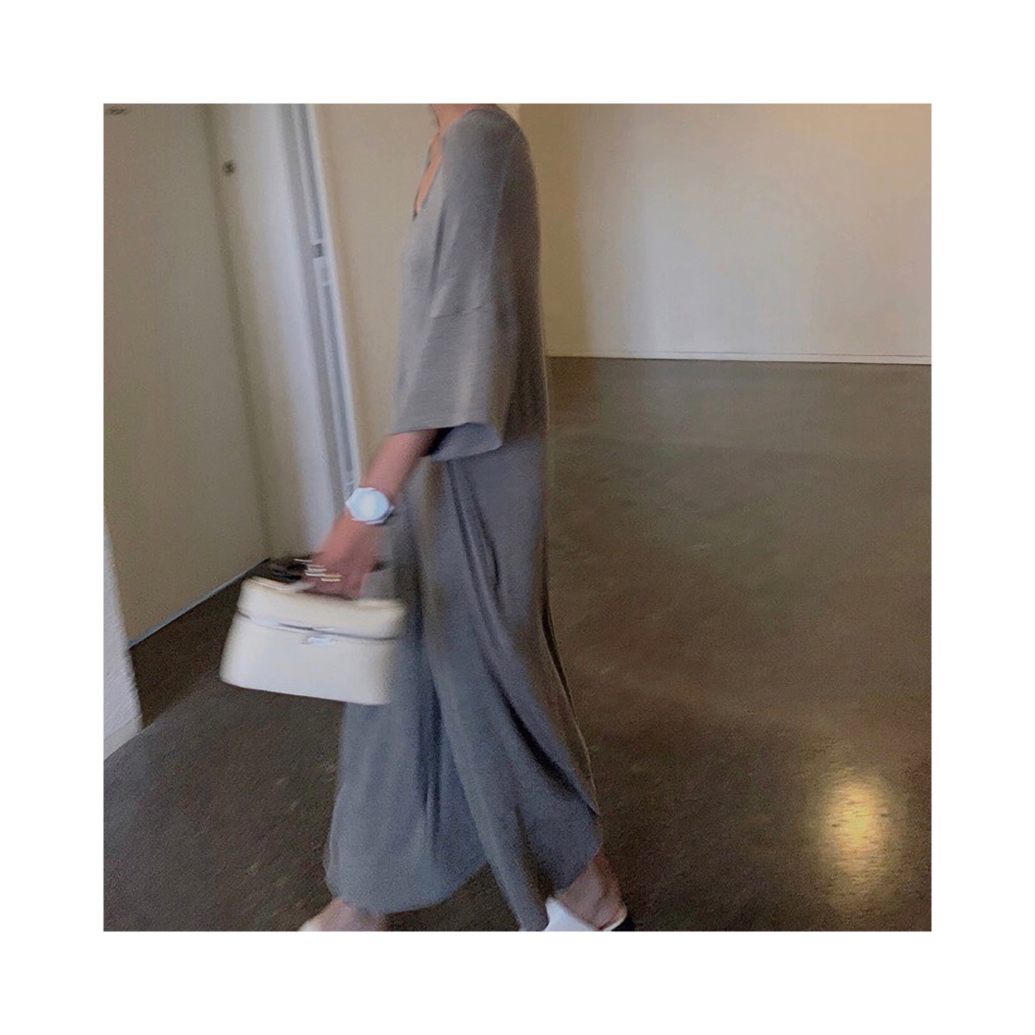 Vneck loose ONE PIECE