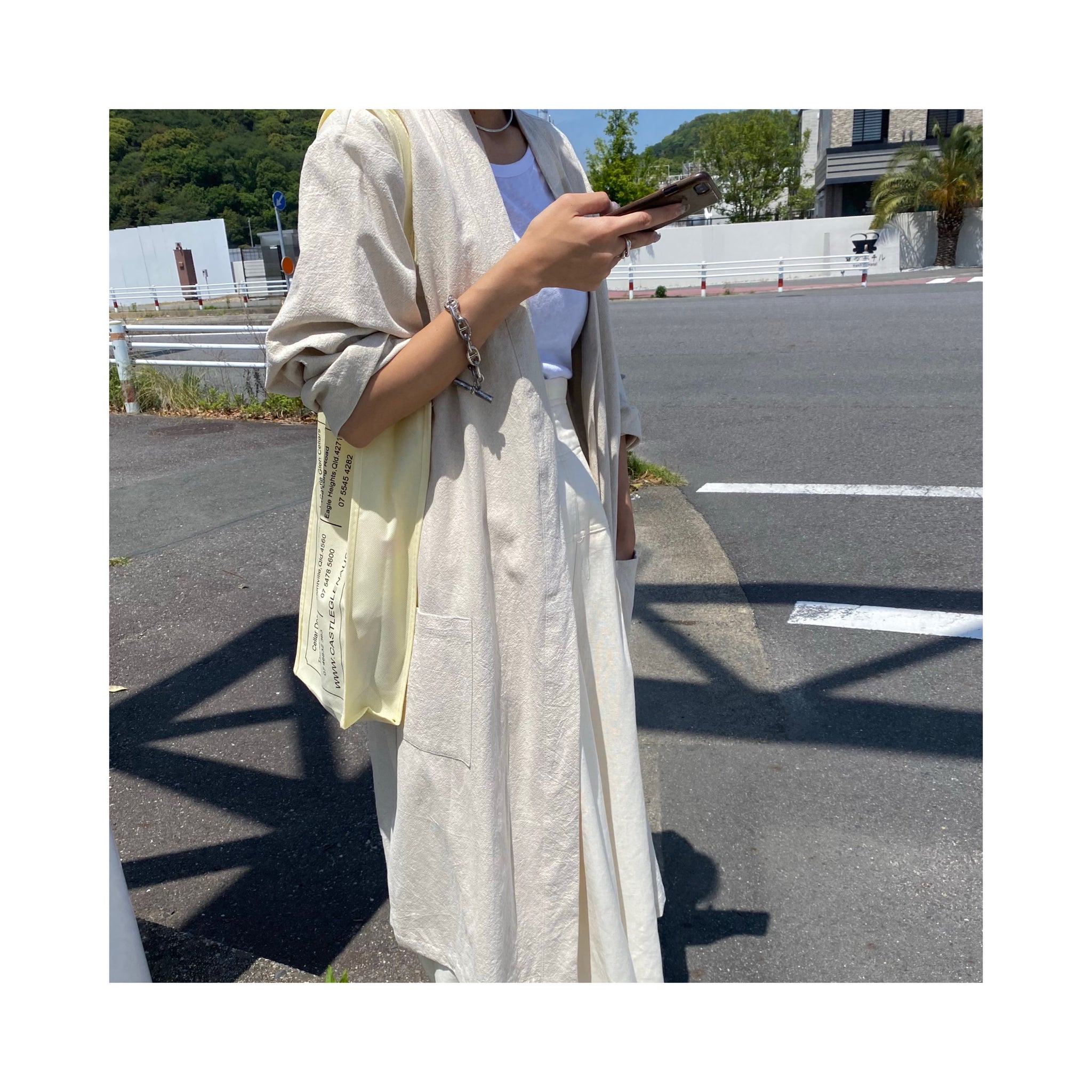 .simple linen gown