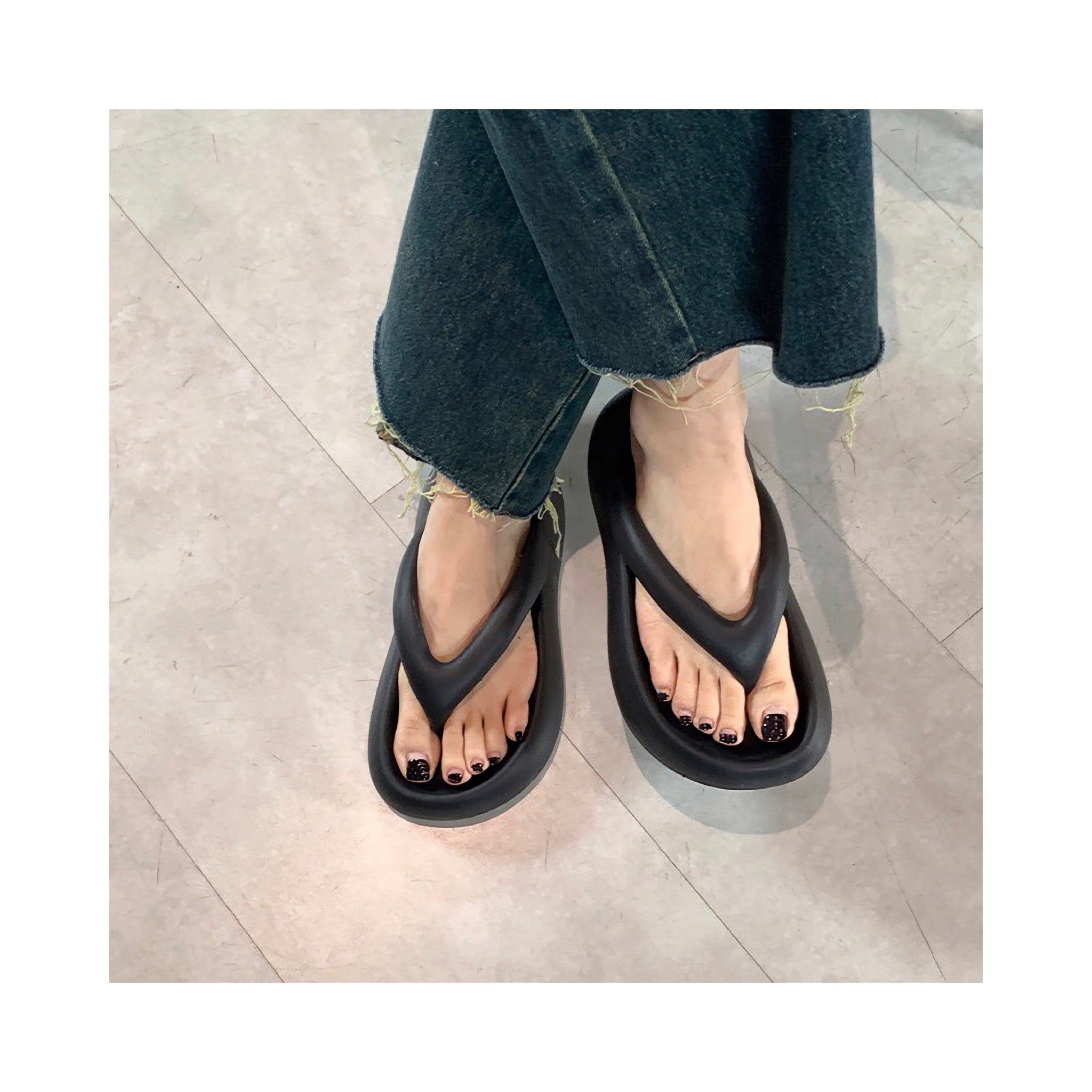 .airy sandal