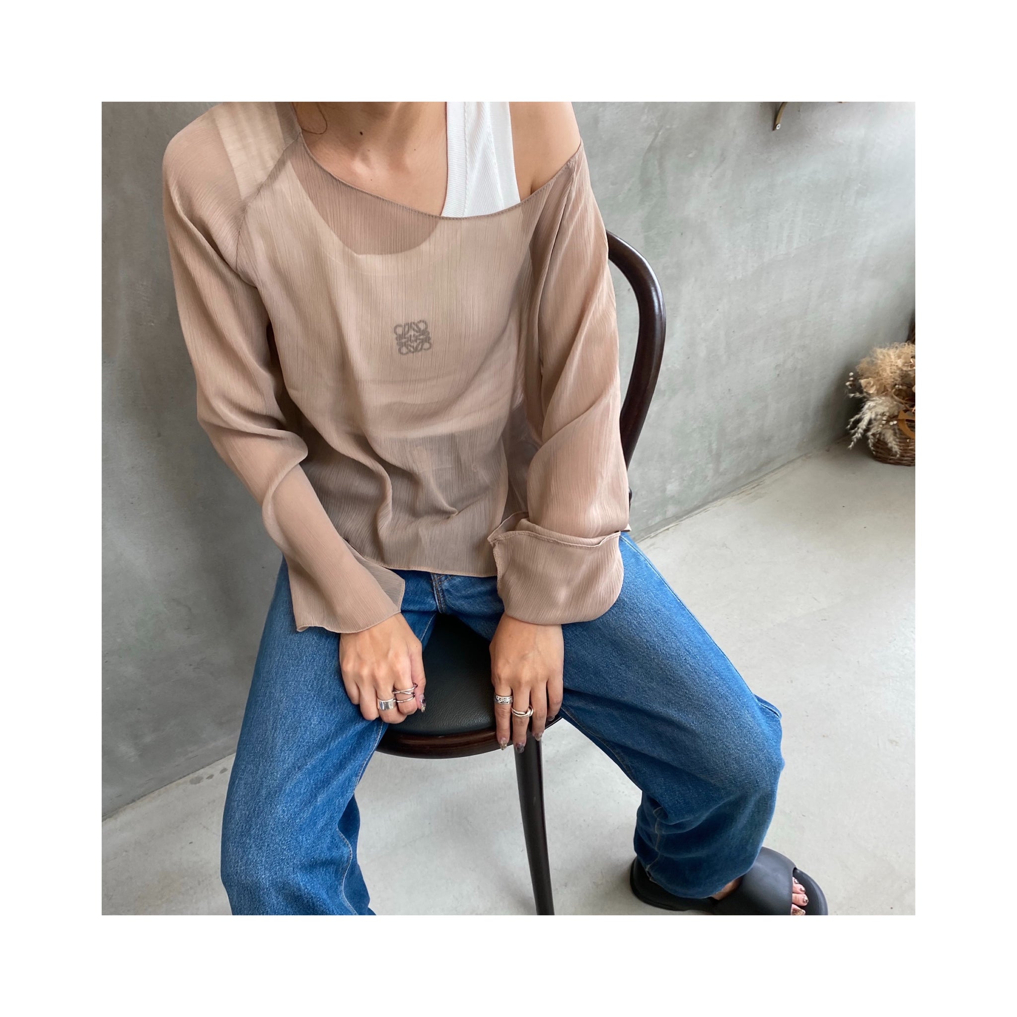 .seethrough layer tops