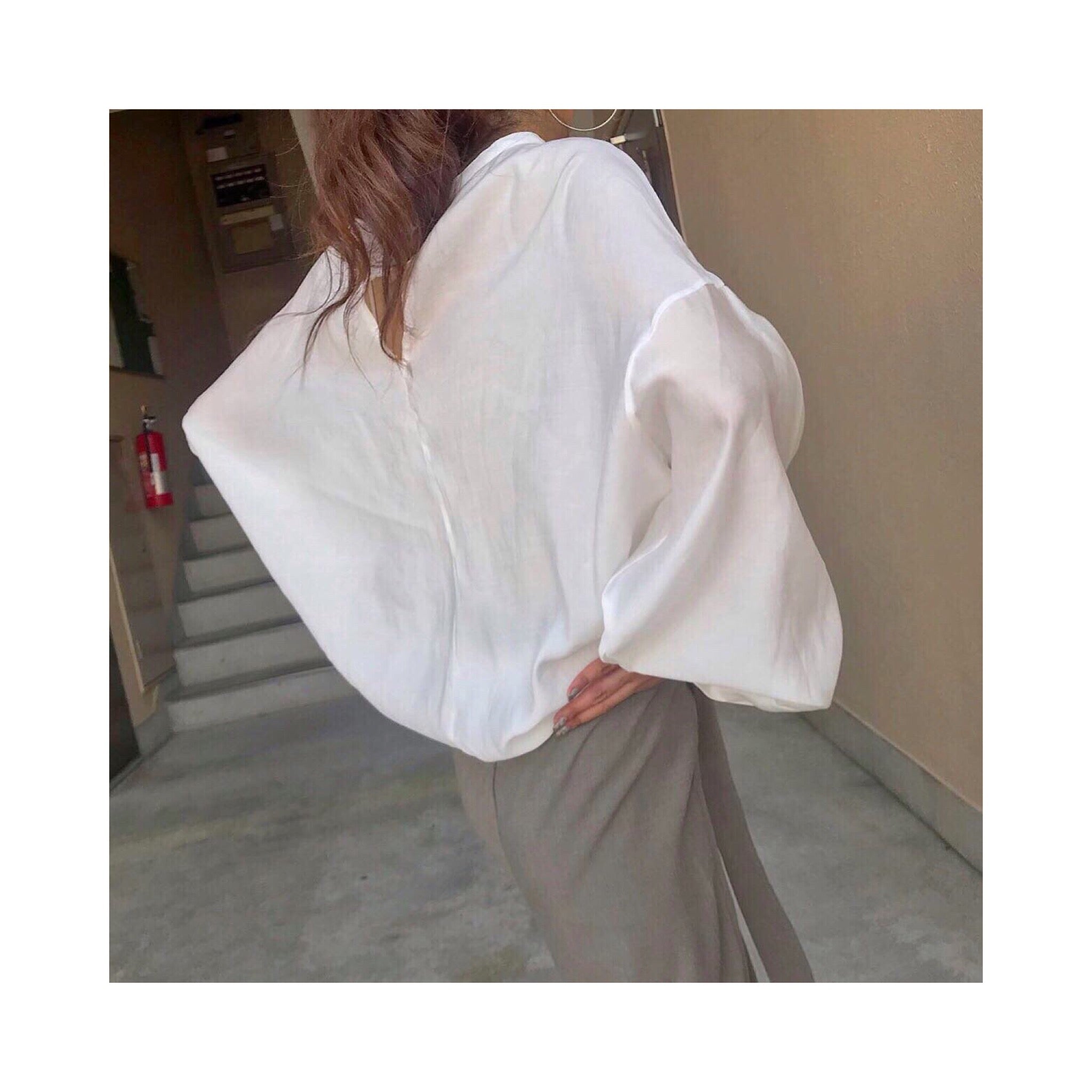 SILKER BACKPK BLOUSE