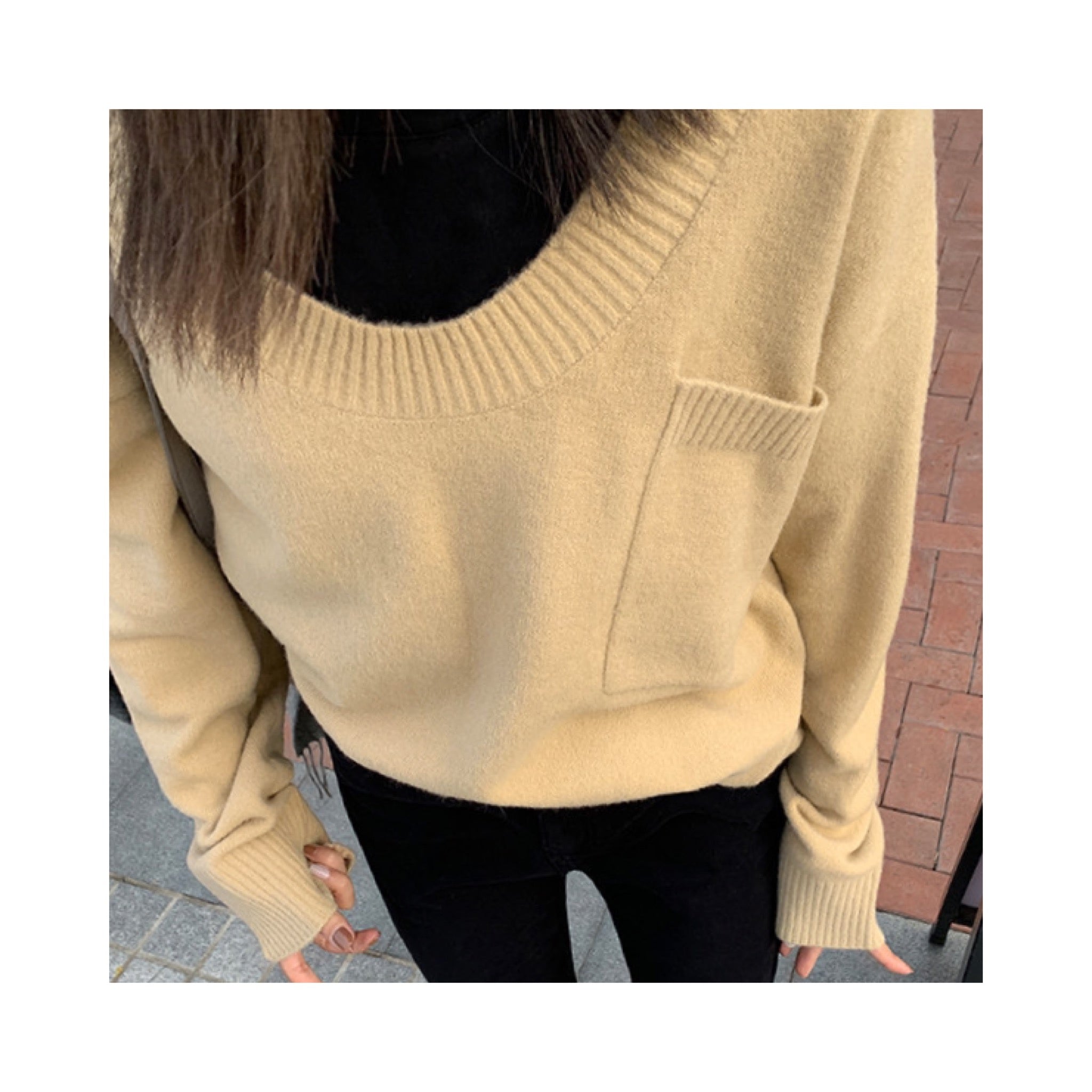 UVneck knit