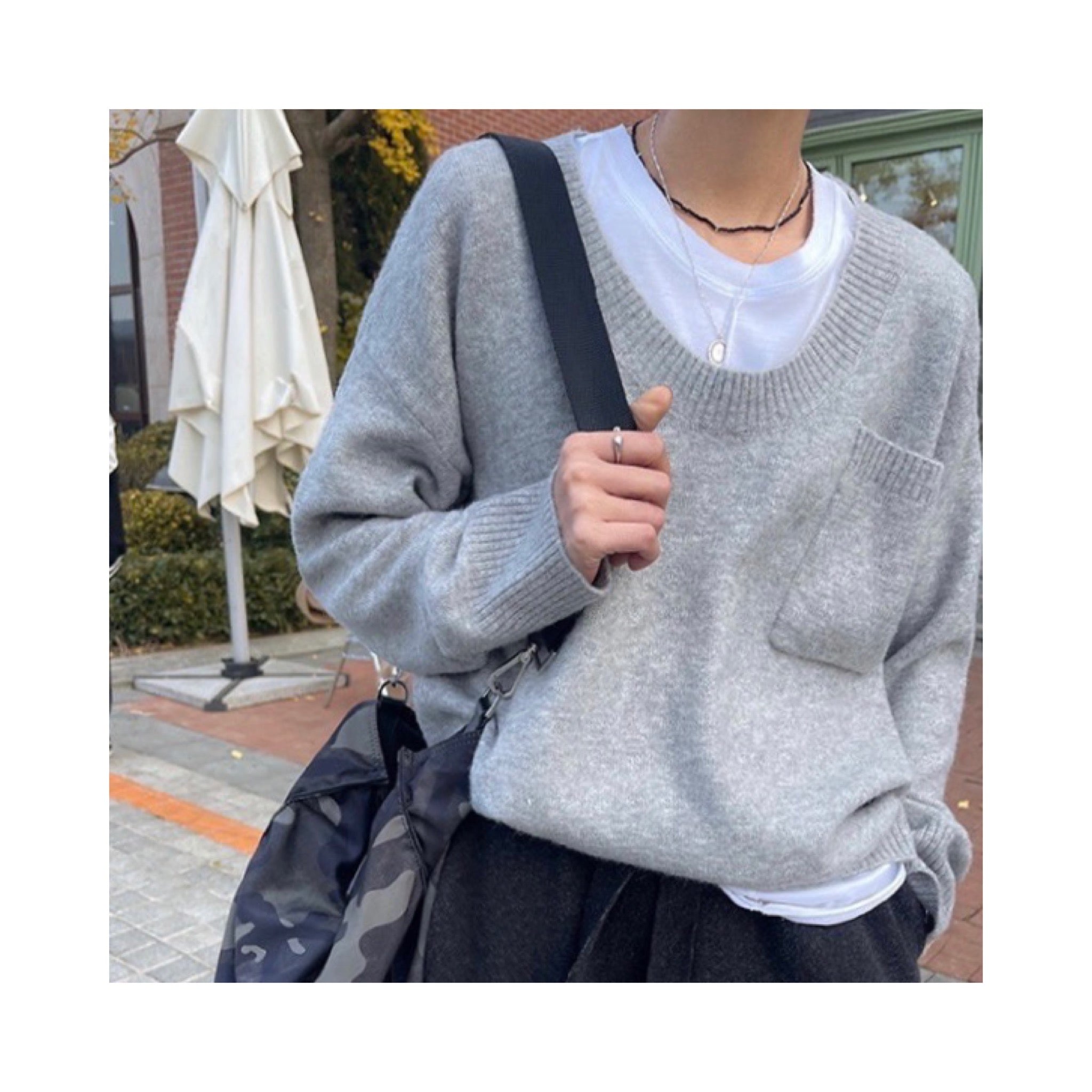 UVneck knit